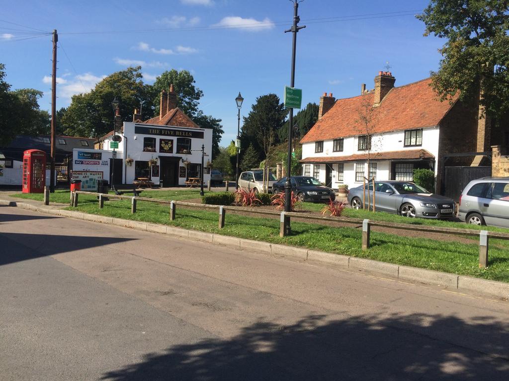 Harmondsworth Hall Guest House West Drayton  Zewnętrze zdjęcie