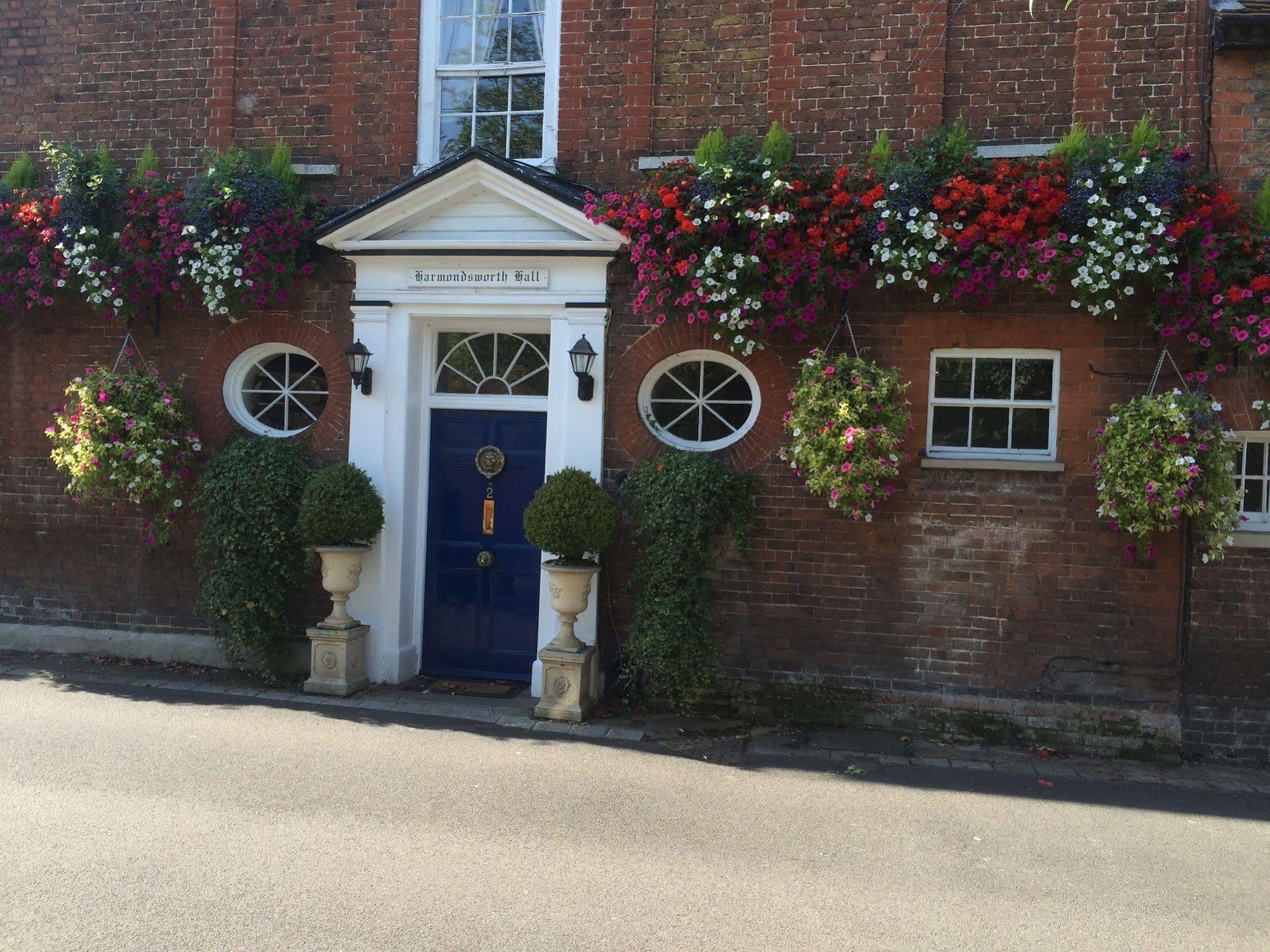 Harmondsworth Hall Guest House West Drayton  Zewnętrze zdjęcie